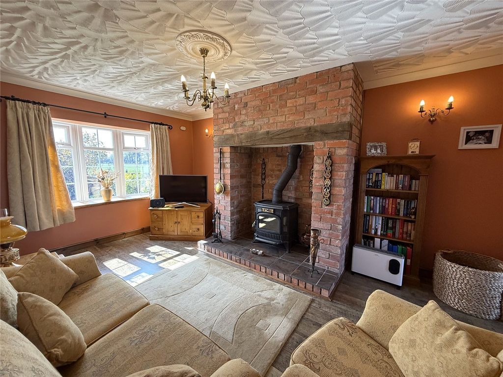 Property photo 3 of 25 Picture No. 20