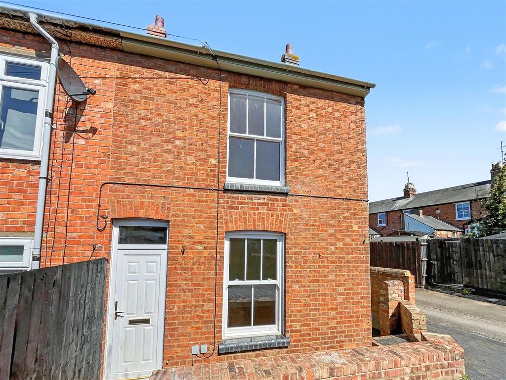 Property photo 1 of 5 Front.Jpeg