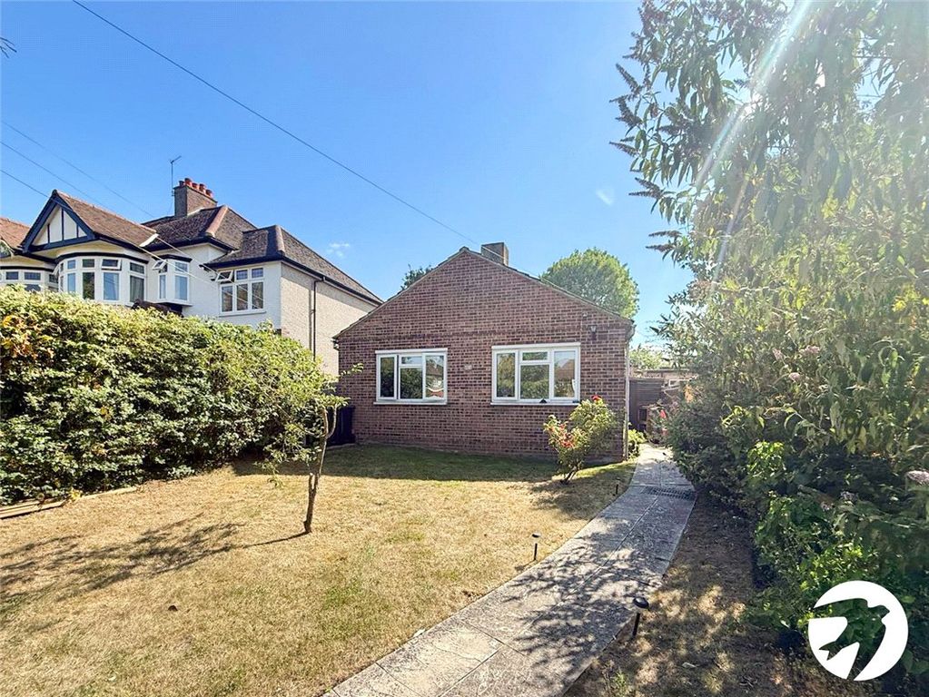 Property photo 1 of 10 External