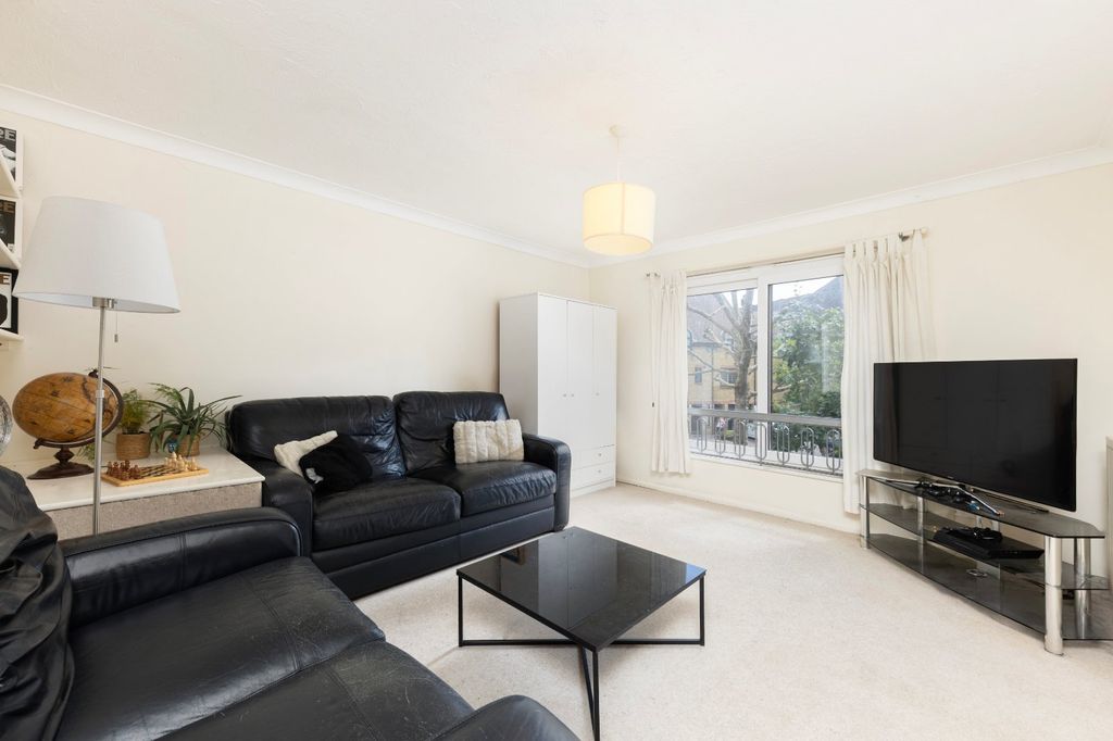 Property photo 1 of 14 Picture No. 04