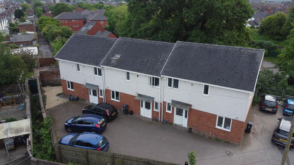 Property photo 1 of 9 Vjksu59Pm0Ilzpf-Bhn5Zg.Jpg