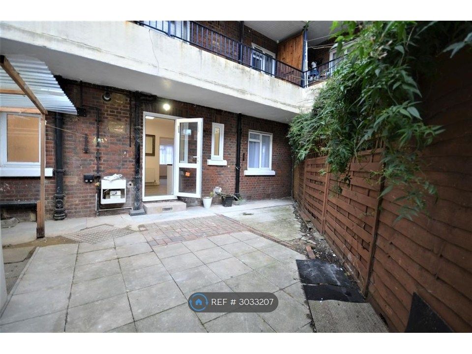 Property photo 2 of 31