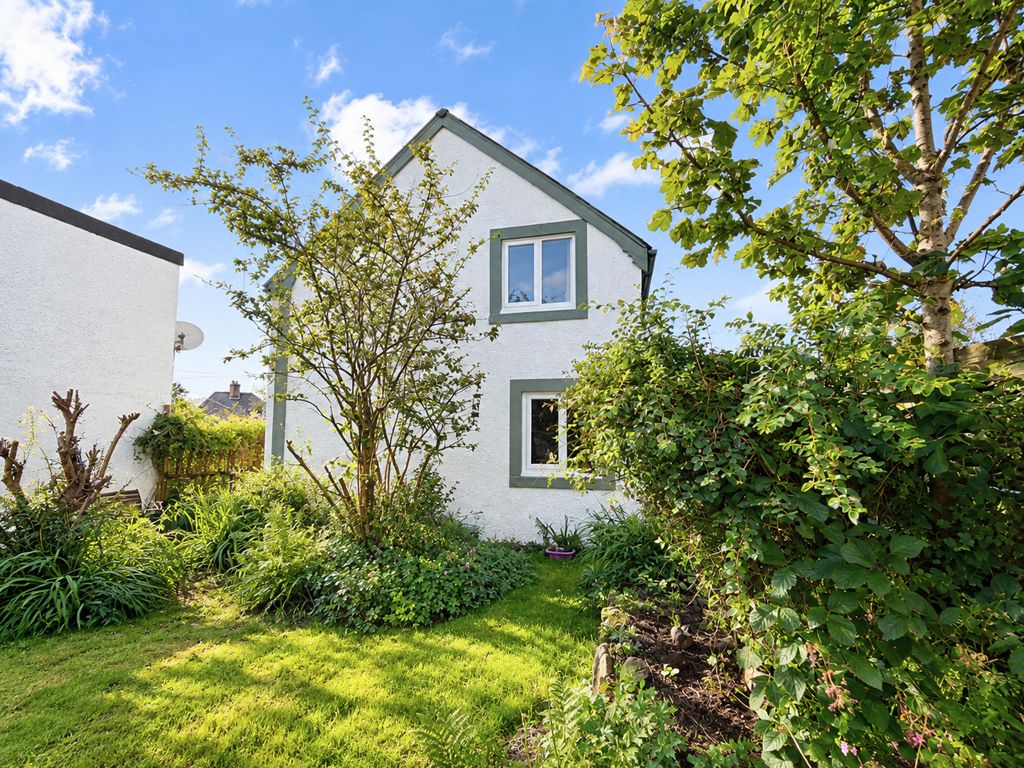 Property photo 2 of 58