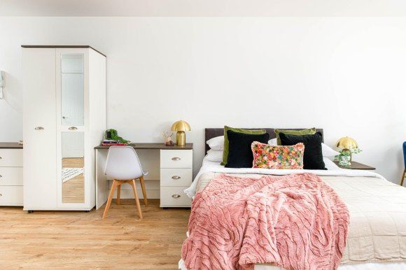 Property photo 2 of 14 9056013.Jpg