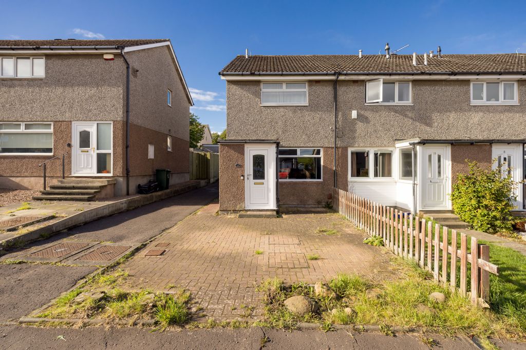 Property photo 1 of 14 Semi Detached Family Home In Baberton, Edinburgh