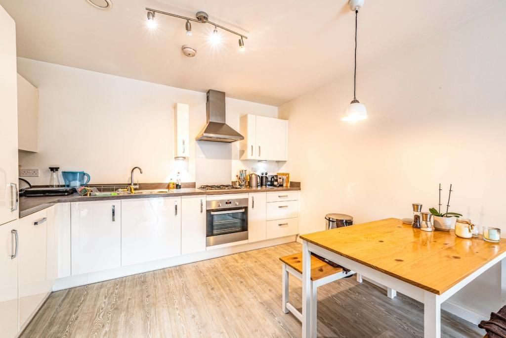 Property photo 2 of 13 Kitchen