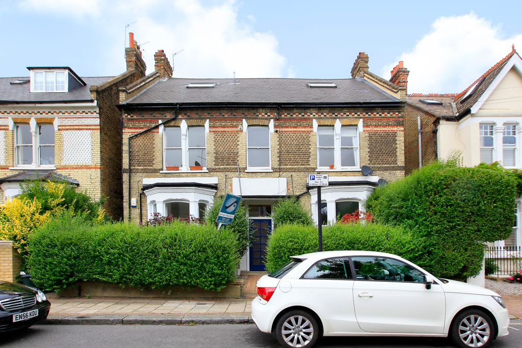 Property photo 1 of 11
