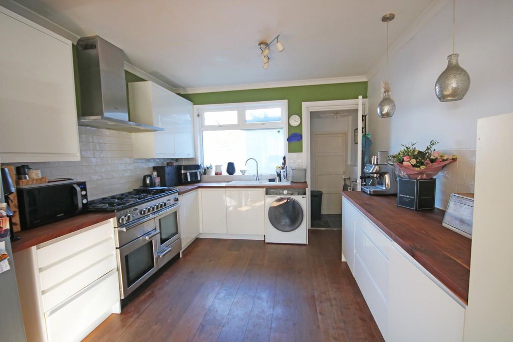 Property photo 3 of 14 Img_7077 Copy.Jpg