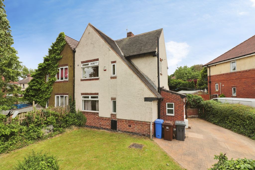 Property photo 2 of 15