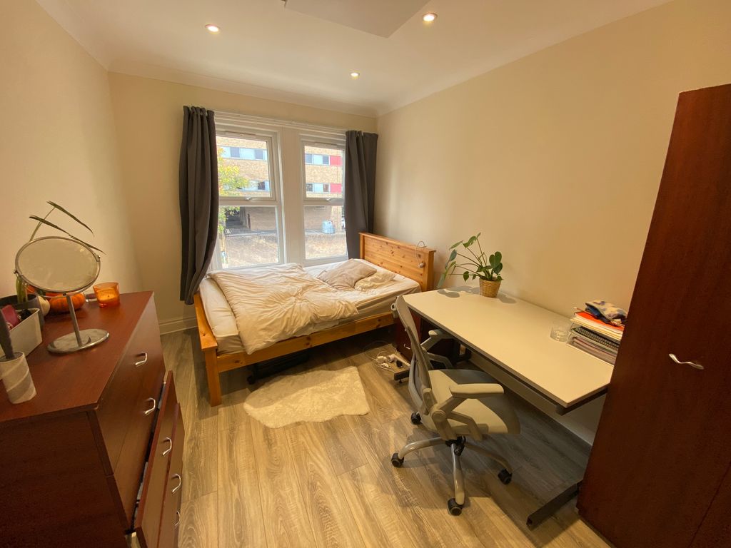 Property photo 3 of 4