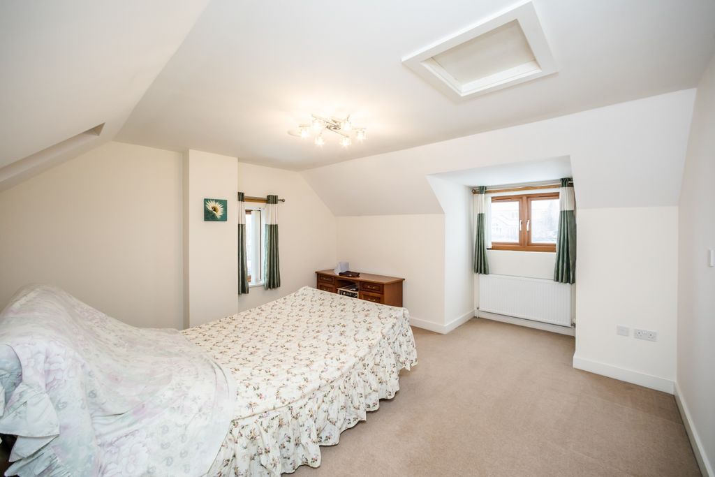 Additional image 27 of 6 bed detached house for saleVilla Gardens, Halifax, West Yorkshire HX3