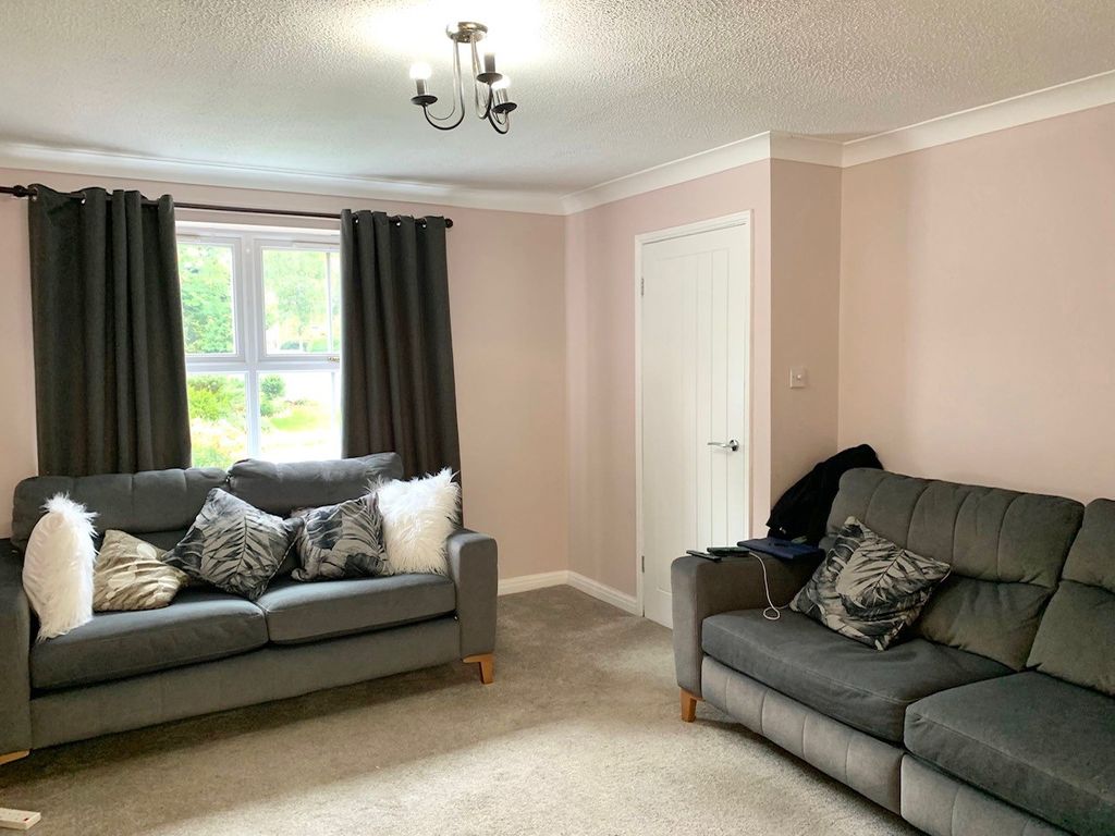 Property photo 3 of 16