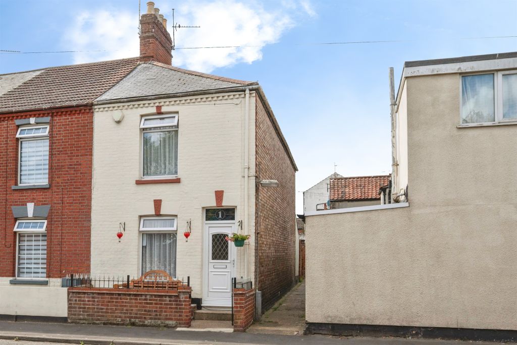 Property photo 2 of 15