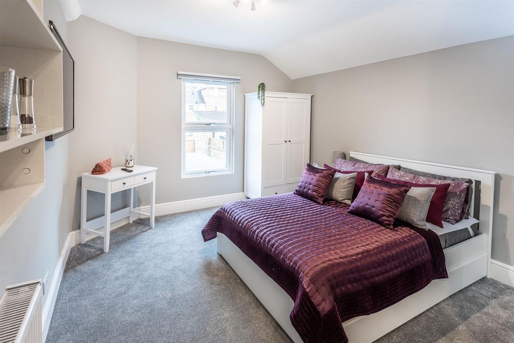 Property photo 2 of 7 5D-207094.Jpg