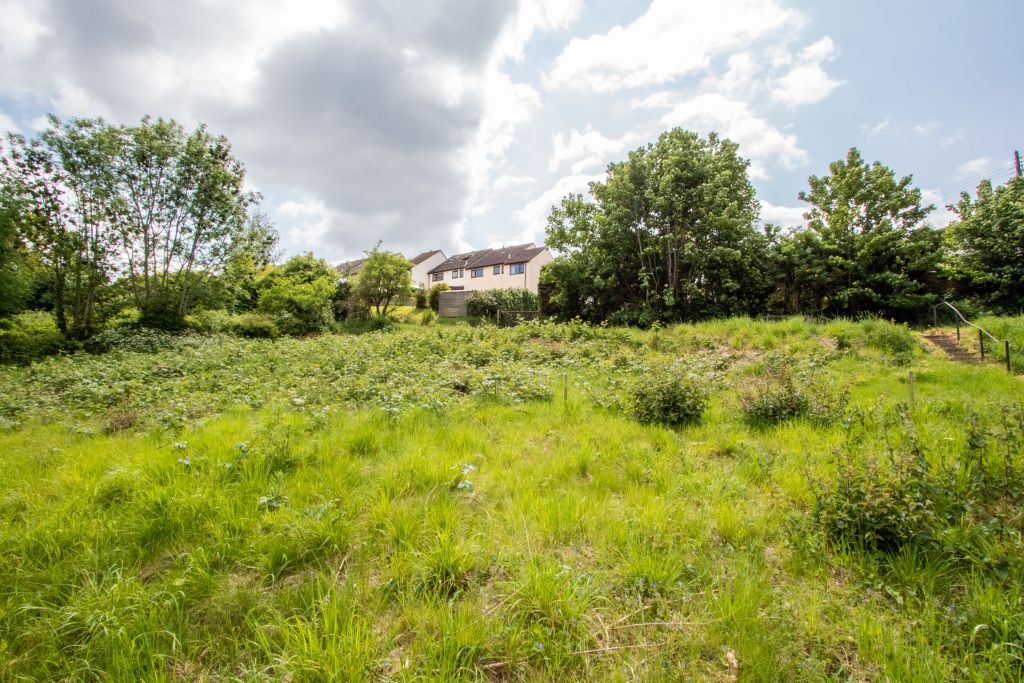 Property photo 1 of 4