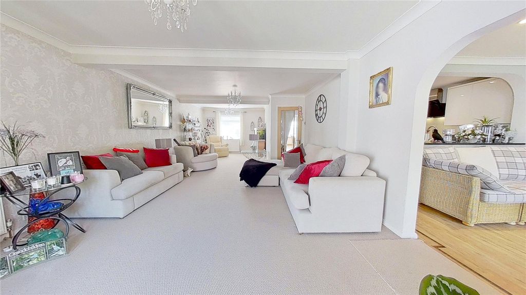 Property photo 2 of 16 Picture No. 04