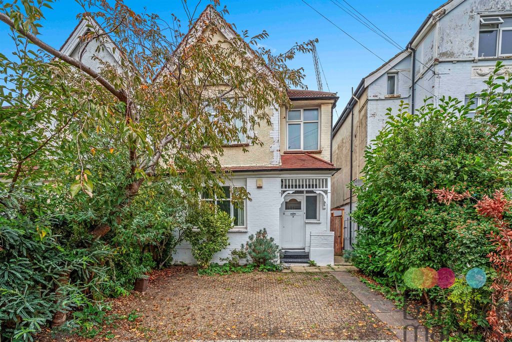 Property photo 1 of 22