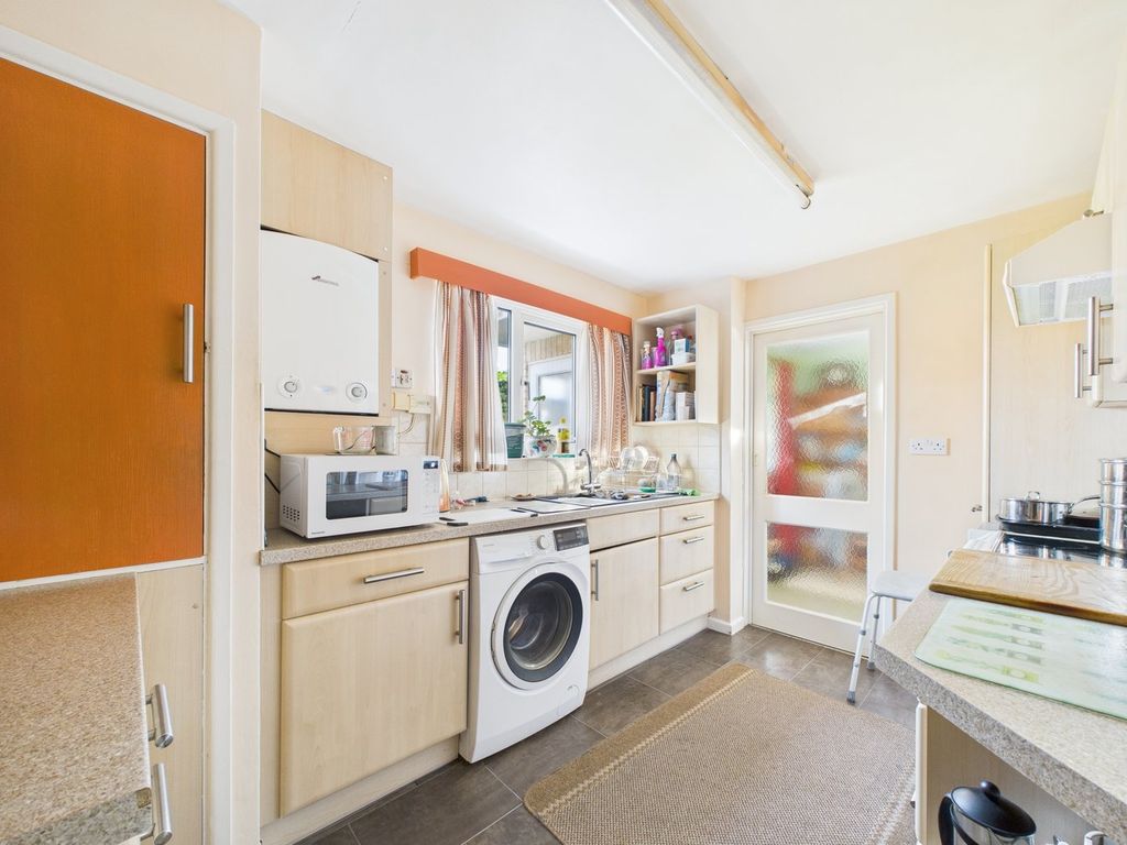 Property photo 3 of 13