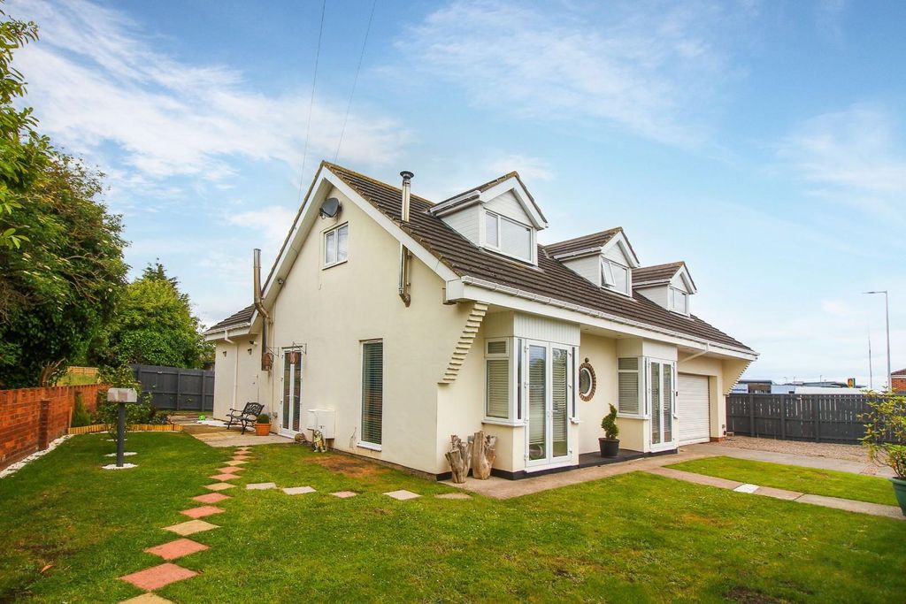 Property photo 1 of 21 1