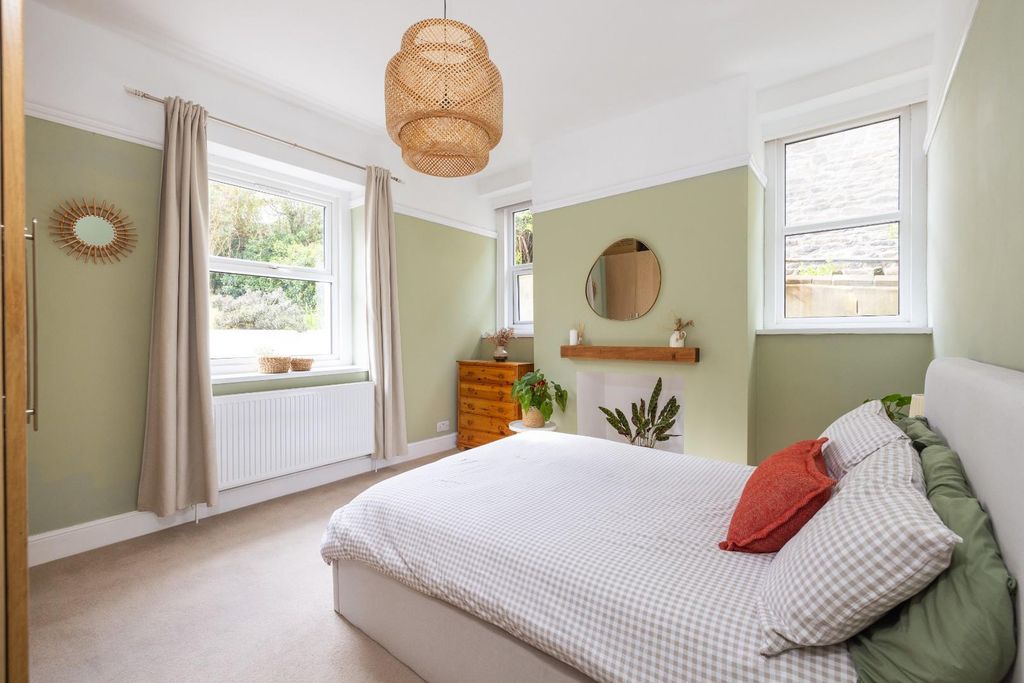 Property photo 3 of 18 Char0034.Jpg