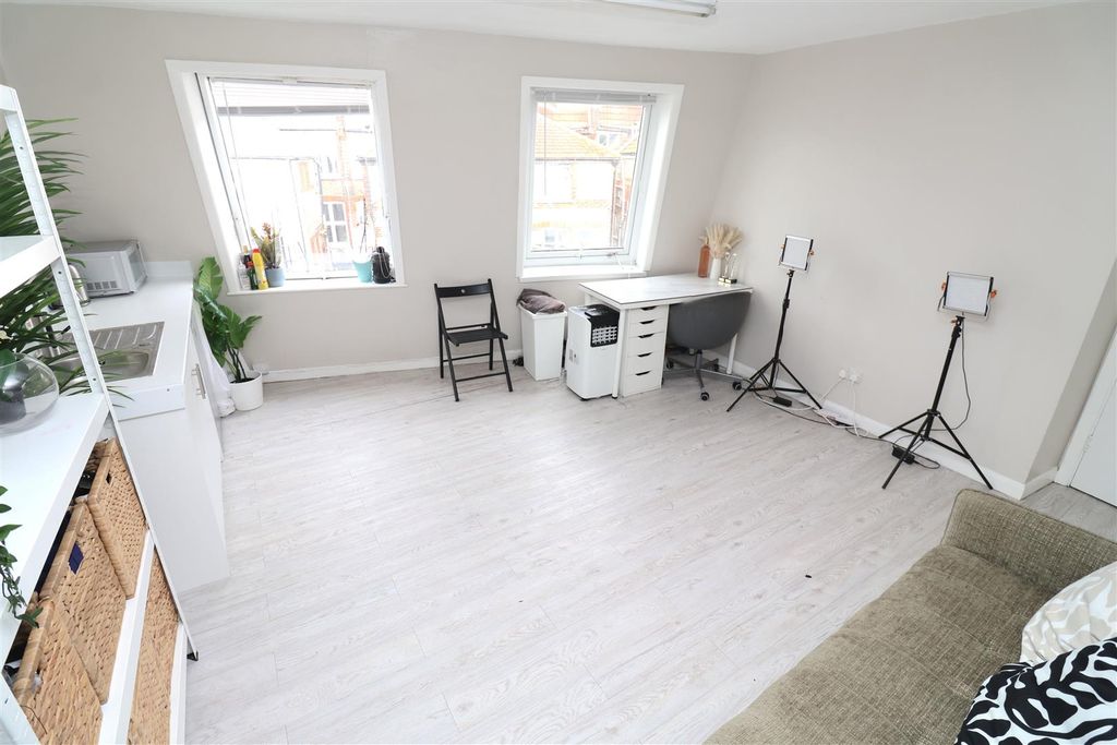 Property photo 2 of 5 Img_0652.Jpg