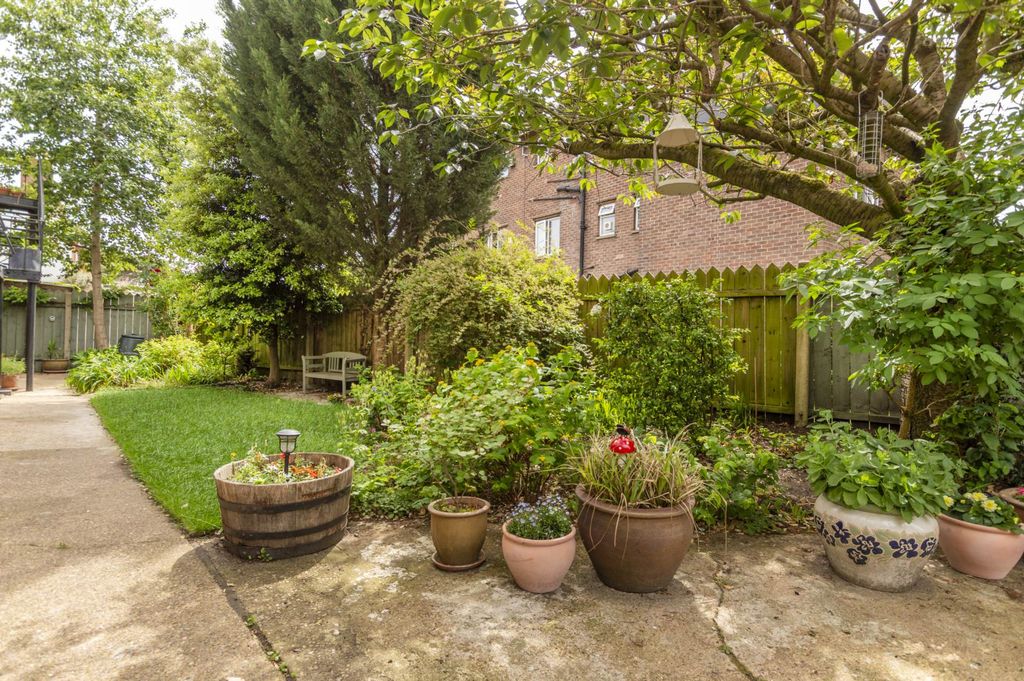 Additional image 15 of 2 bed flat for saleUpper St. Giles Street, Norwich NR2