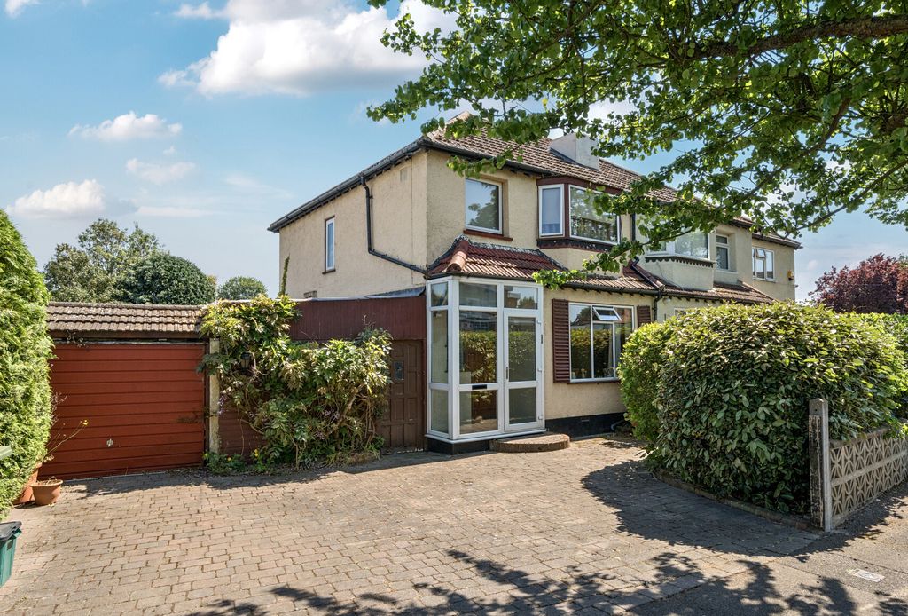 Property photo 1 of 10 1289027-1-68248Bf...