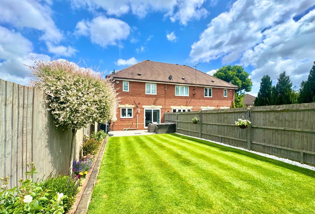 Property photo 1 of 16 5169851