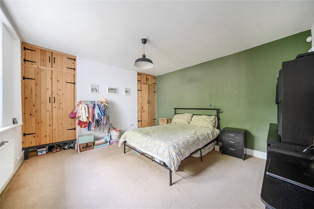 Property photo 3 of 17 Picture No. 08
