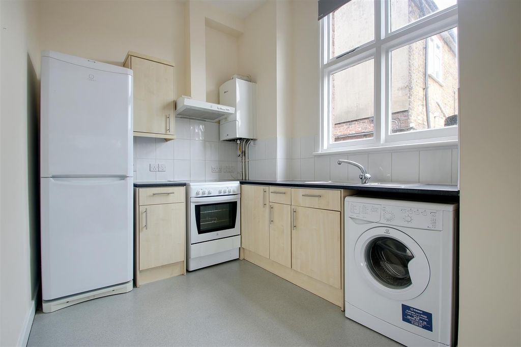 Property photo 2 of 12