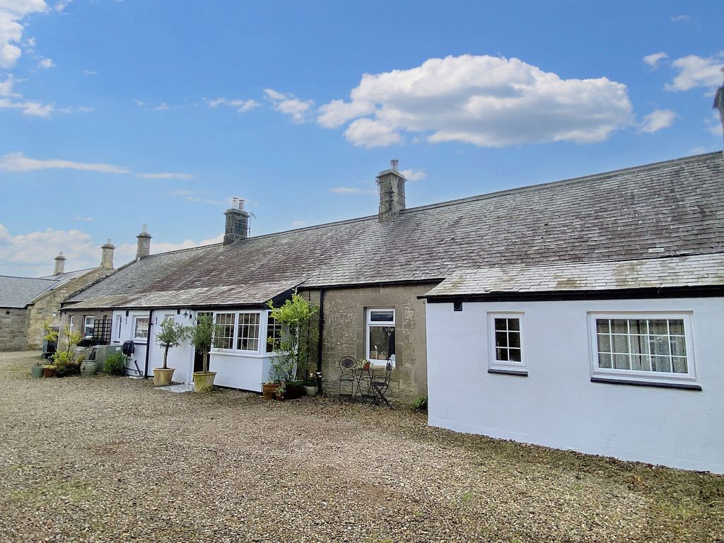 Property photo 3 of 34