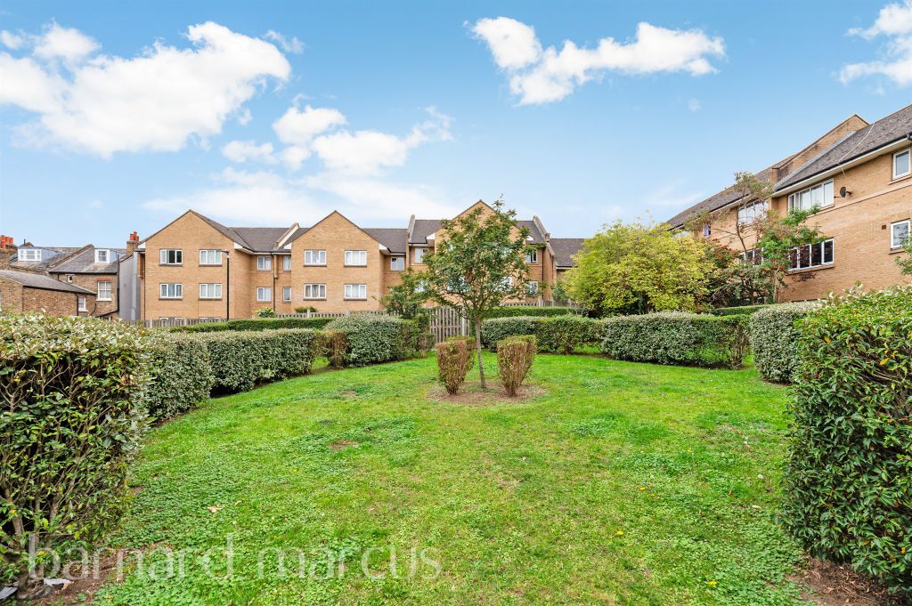 Property photo 3 of 12