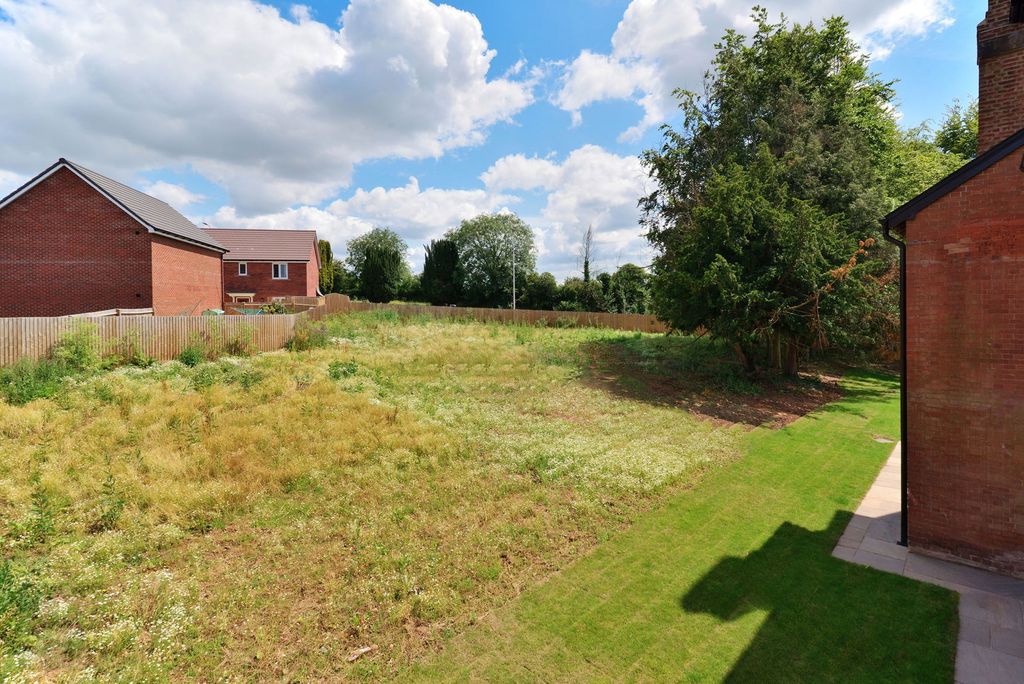Additional image 70 of 6 bed detached house for saleHolmer, Hereford HR4