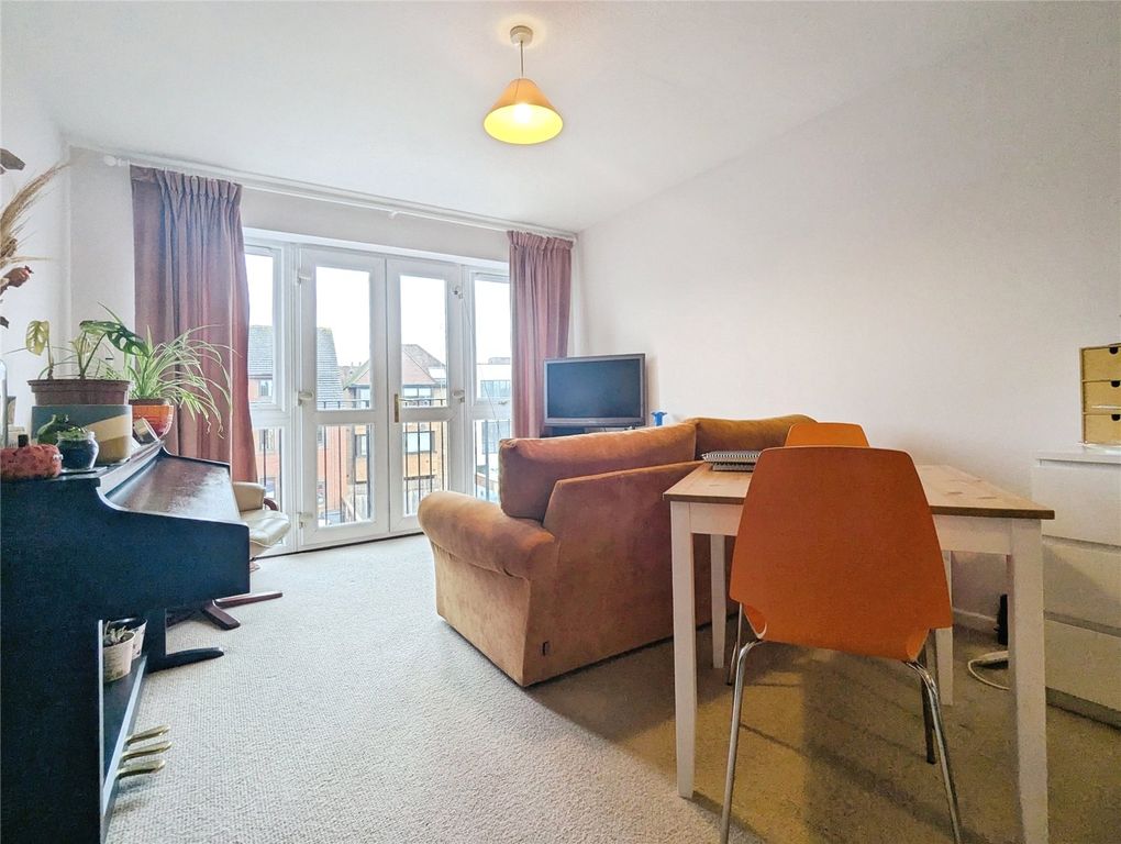 Property photo 2 of 11 Picture No. 09
