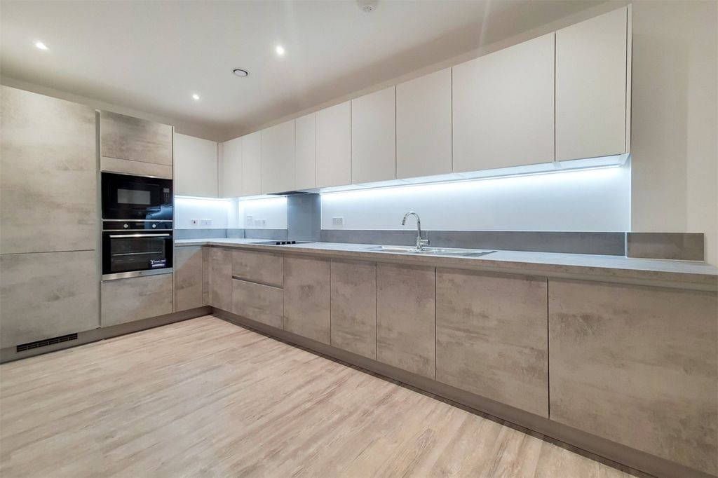 Property photo 3 of 25 Picture No. 03