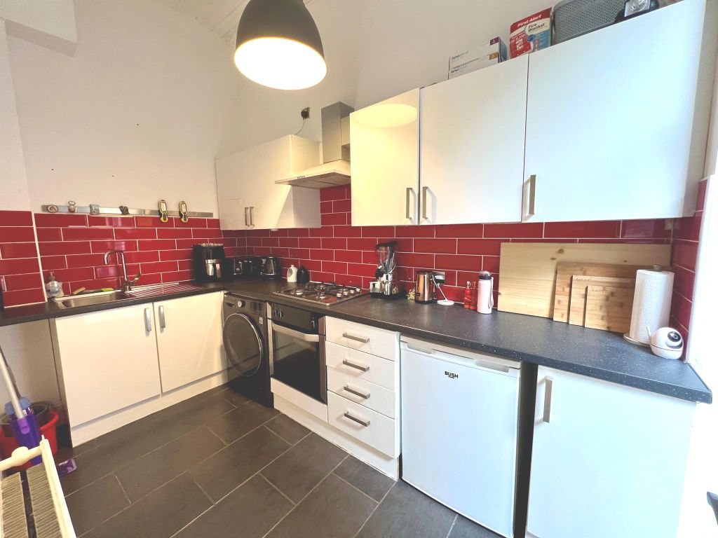 Property photo 3 of 14