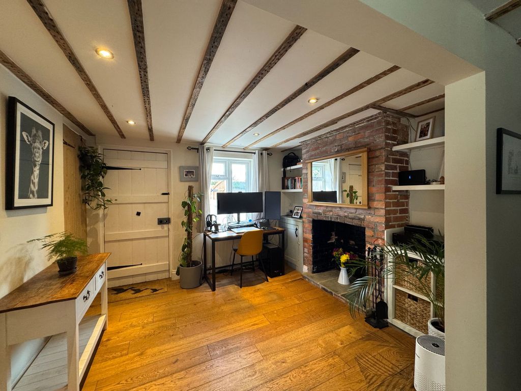 Property photo 2 of 22