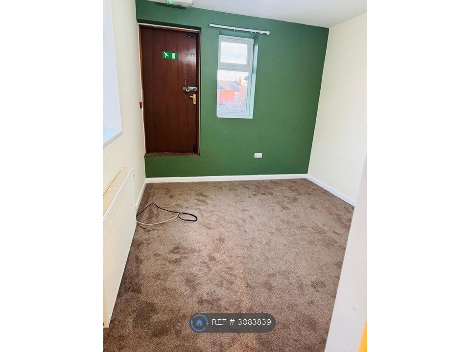Property photo 3 of 4 Bedroom