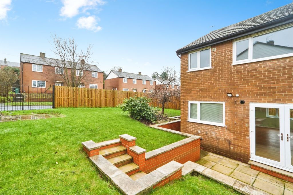 Property photo 2 of 17