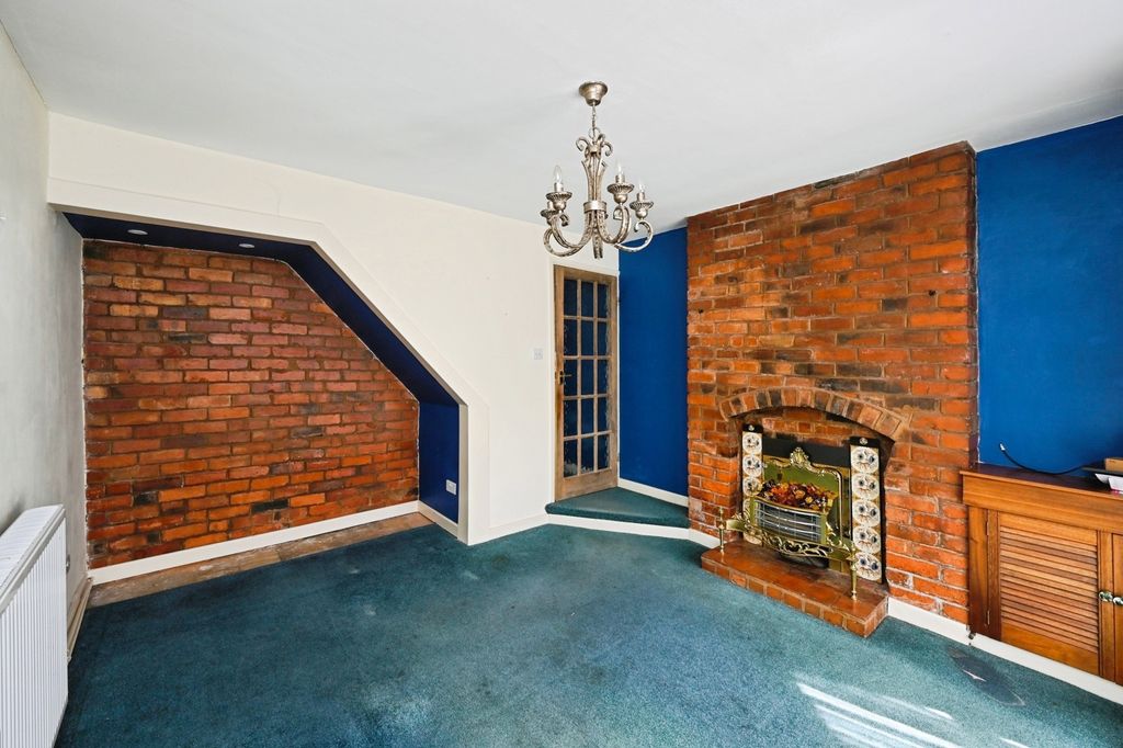 Property photo 3 of 15 Photo