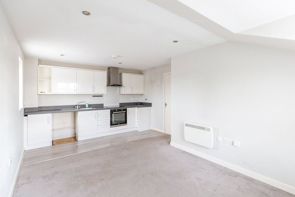 Property photo 3 of 19 Picture No. 16