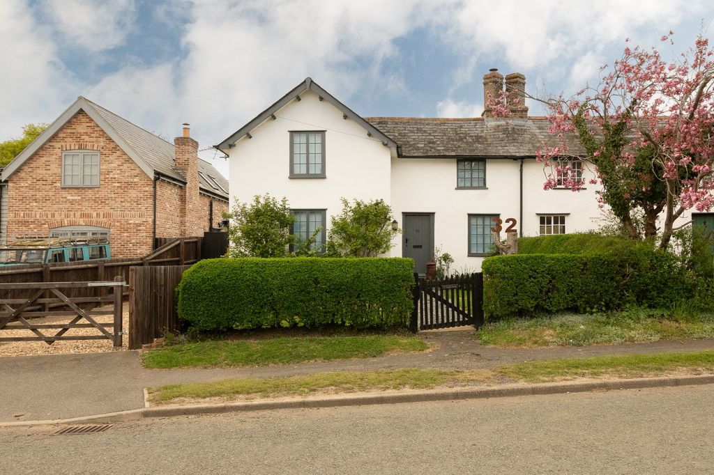 Property photo 1 of 25