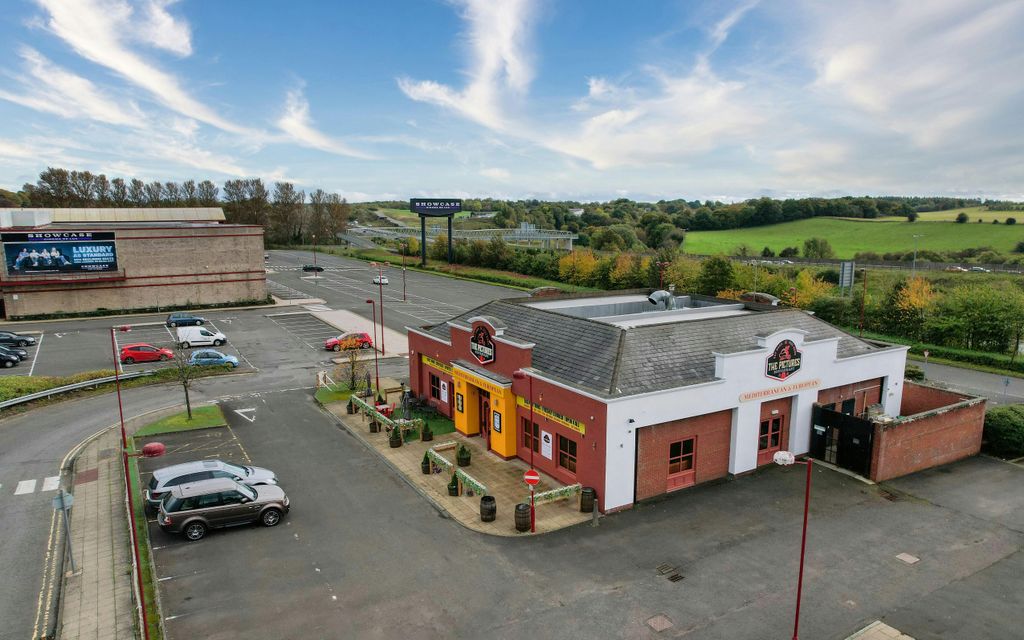 Property photo 3 of 15 Thepicturesrestaurant07.Jpeg