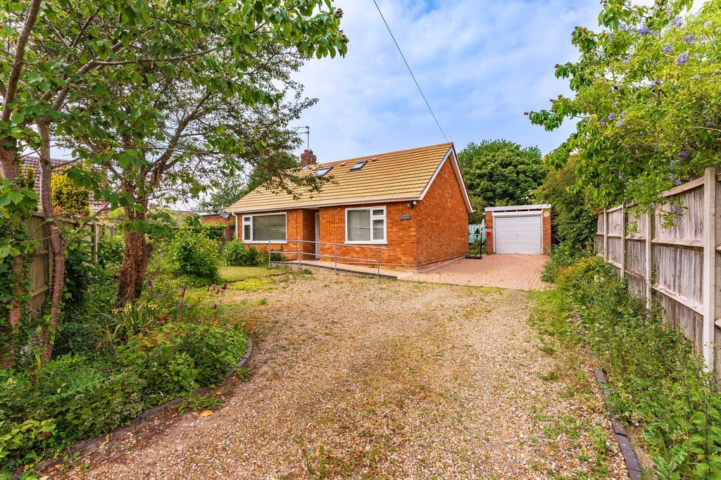 Property photo 1 of 26