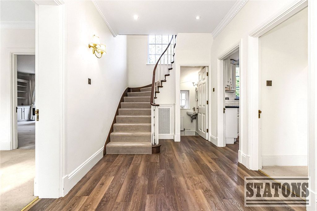 Property photo 2 of 30 Picture No. 26