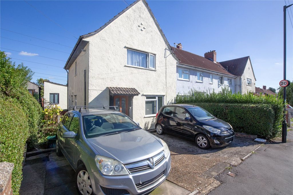 Property photo 1 of 18 Picture No. 03
