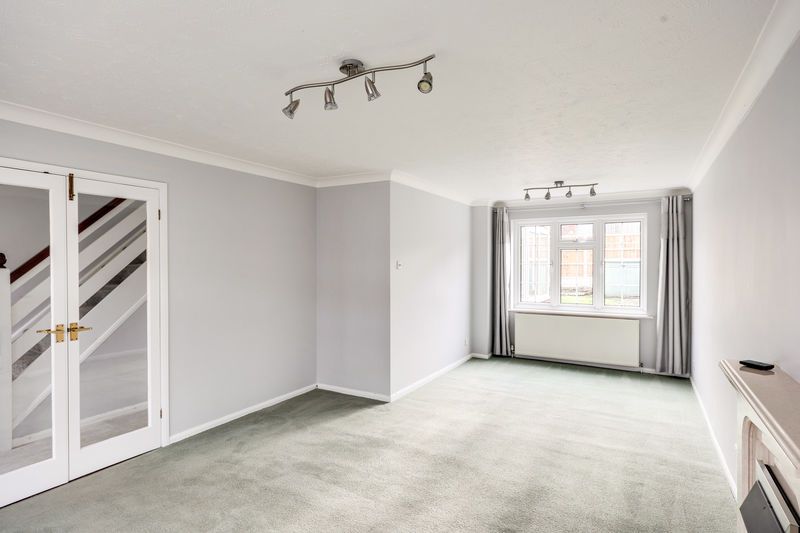 Property photo 2 of 11 Photo 1