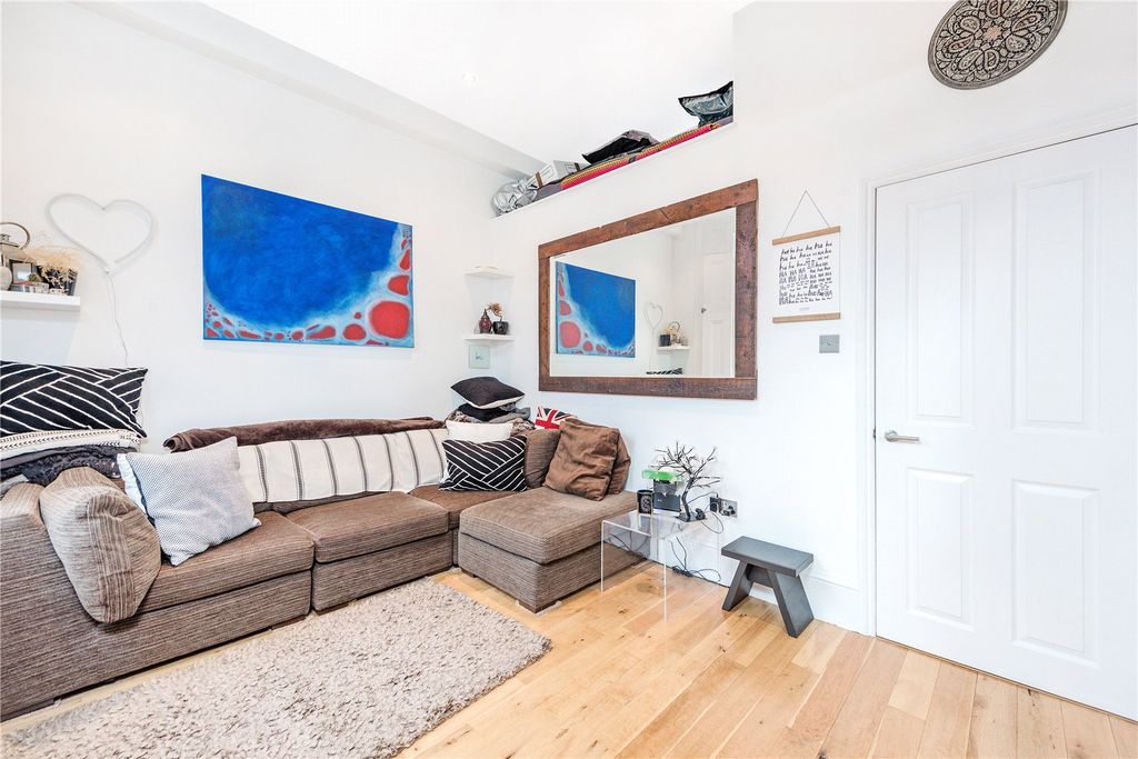 Property photo 2 of 7 Picture No. 04