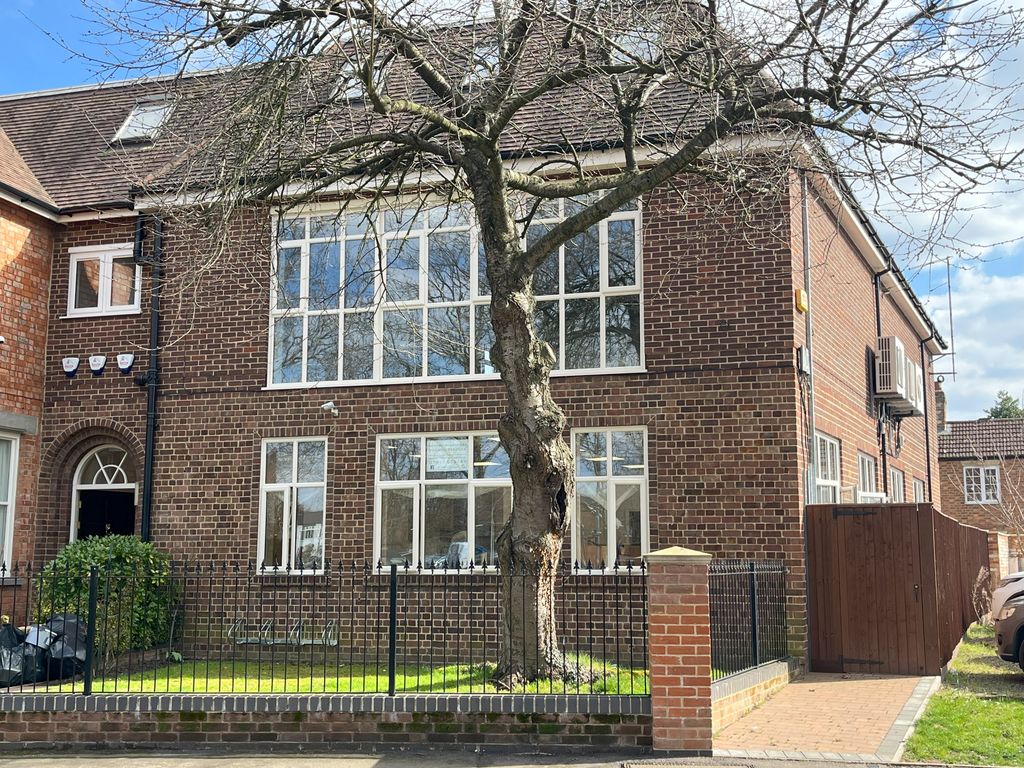 Property photo 1 of 1