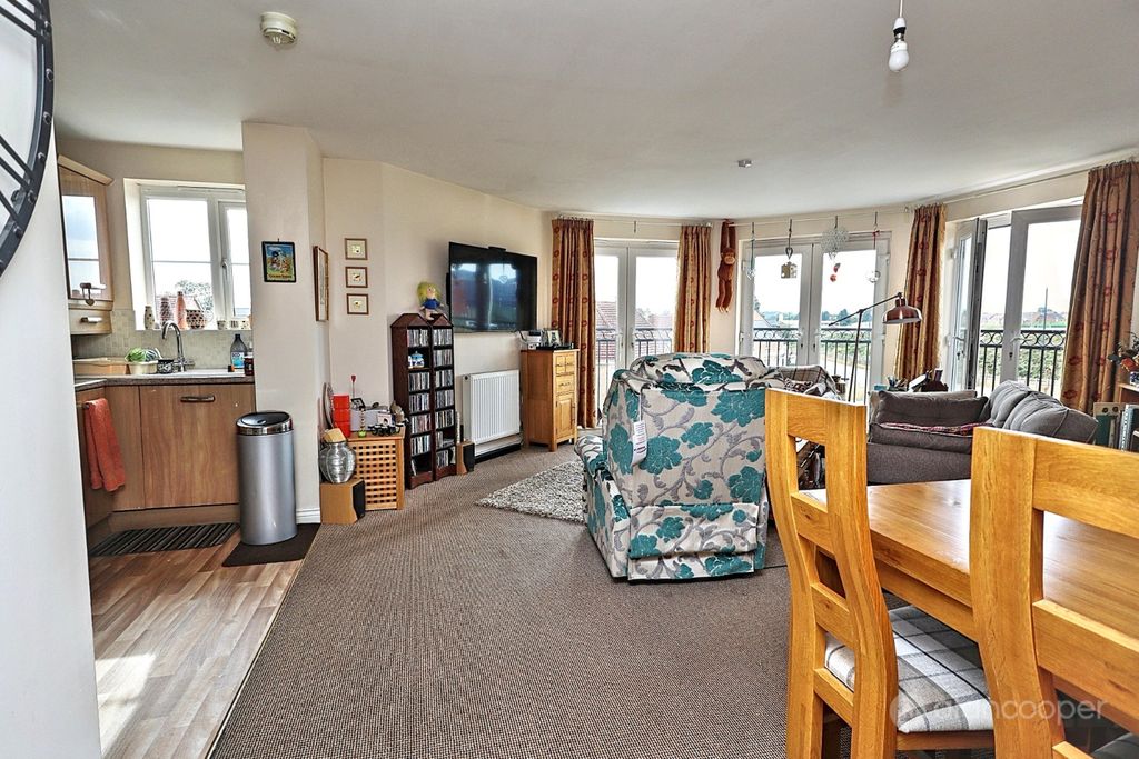 Property photo 3 of 19 3497324